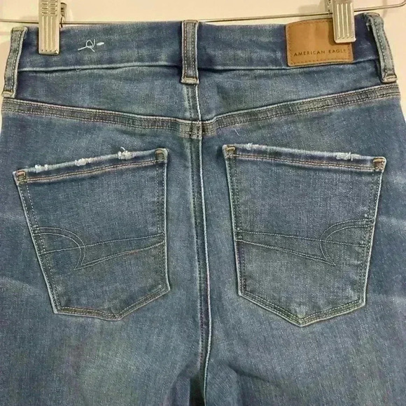 NEW American Eagle Curvy Super High-Waisted Jeans - Picture 5 of 12